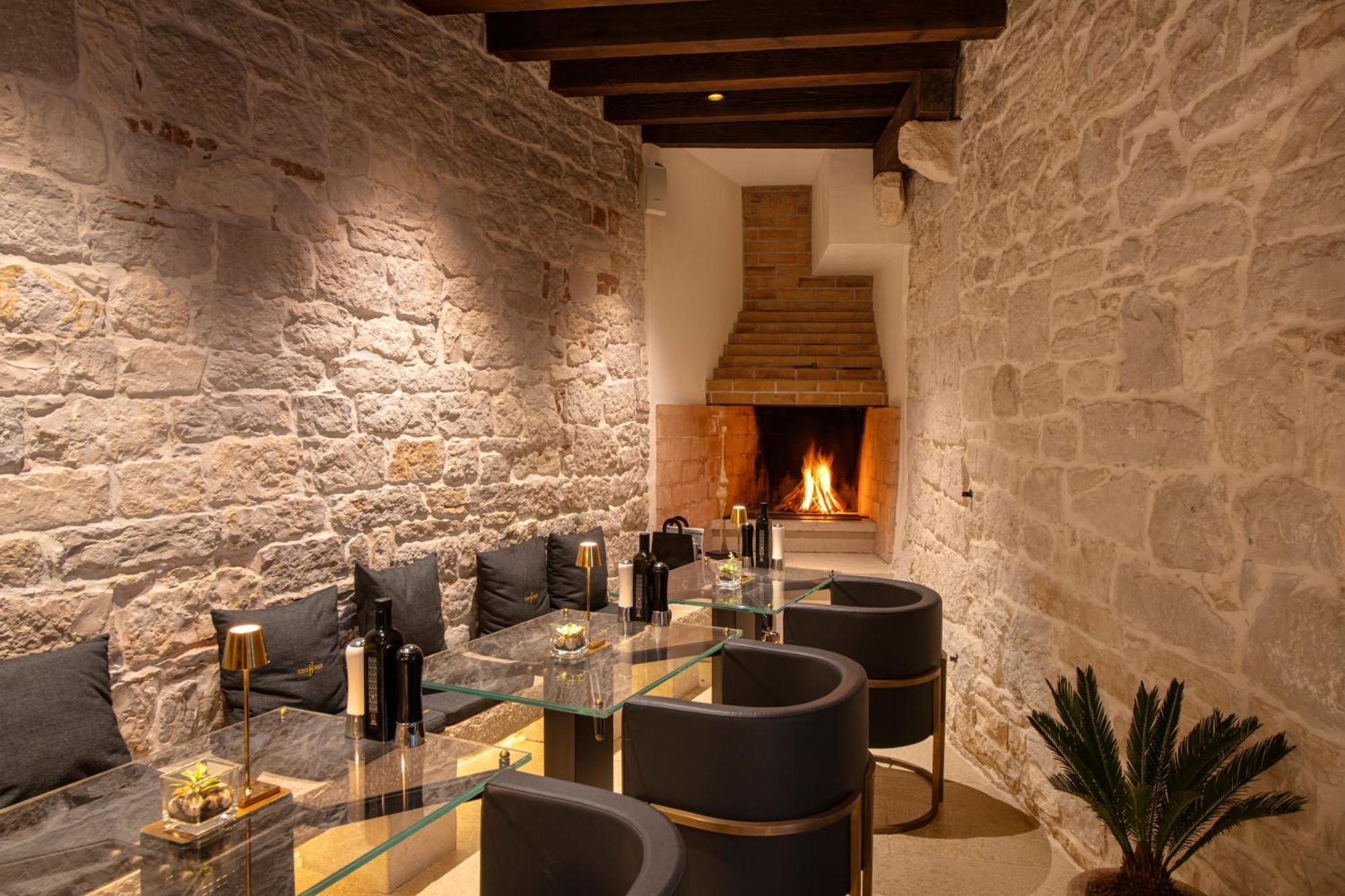 Spirito Santo Palazzo Storico Hotel โรวีน ภายนอก รูปภาพ